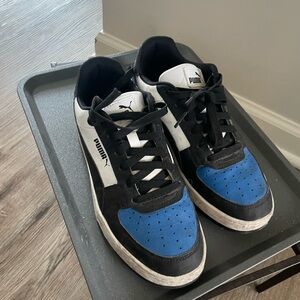 Puma Men's Black, White, and Blue Sneakers
